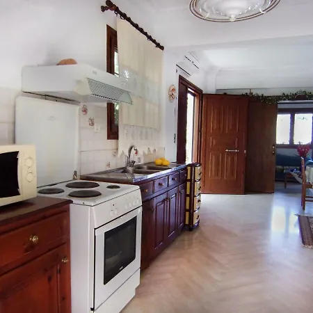 Vaso's Bay House * Yénion